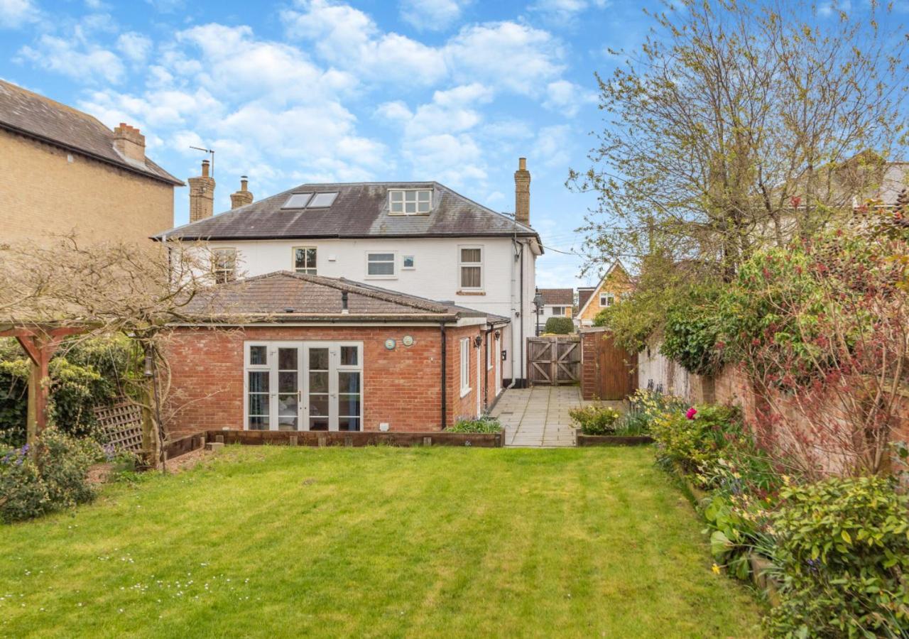 Вилла 39 London Road Хейлсуорт Экстерьер фото