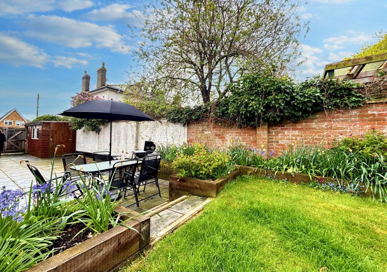 Вилла 39 London Road Хейлсуорт Экстерьер фото